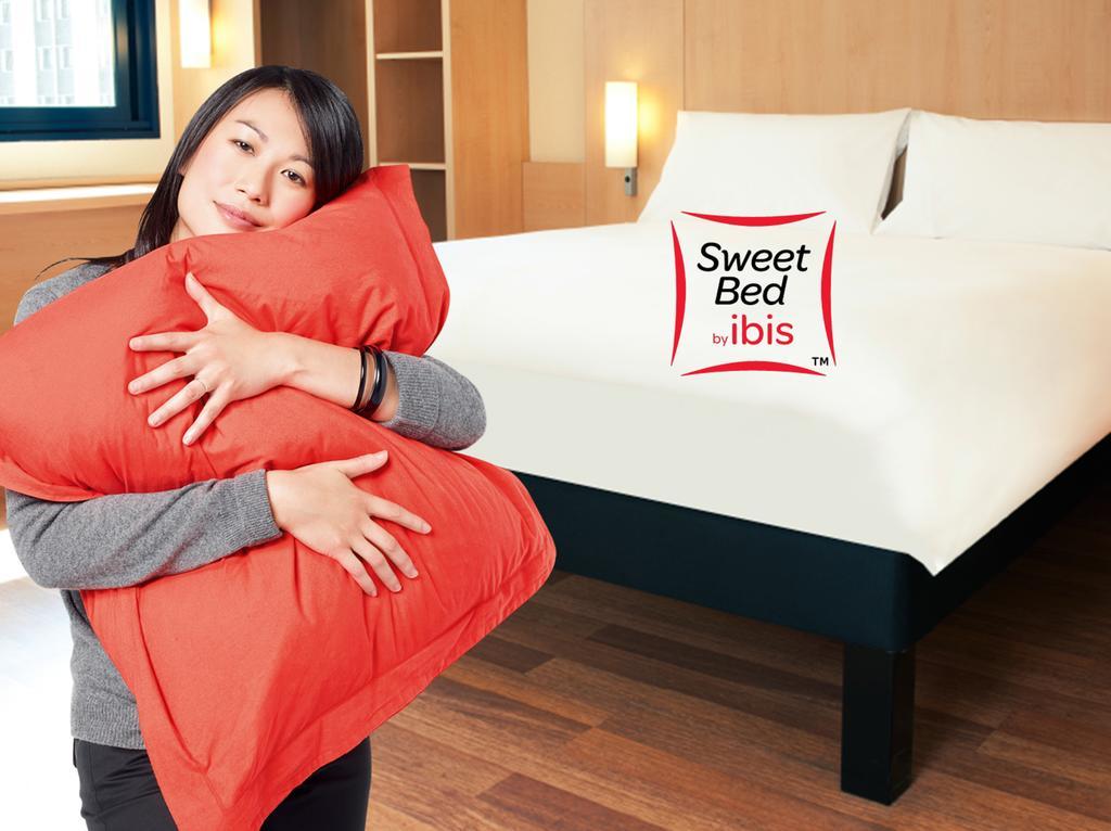 Готель Ibis Luoyang Hi Tech Dev Zone Екстер'єр фото