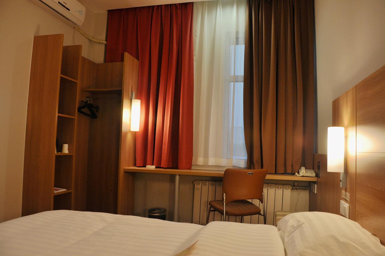 Готель Ibis Luoyang Hi Tech Dev Zone Екстер'єр фото