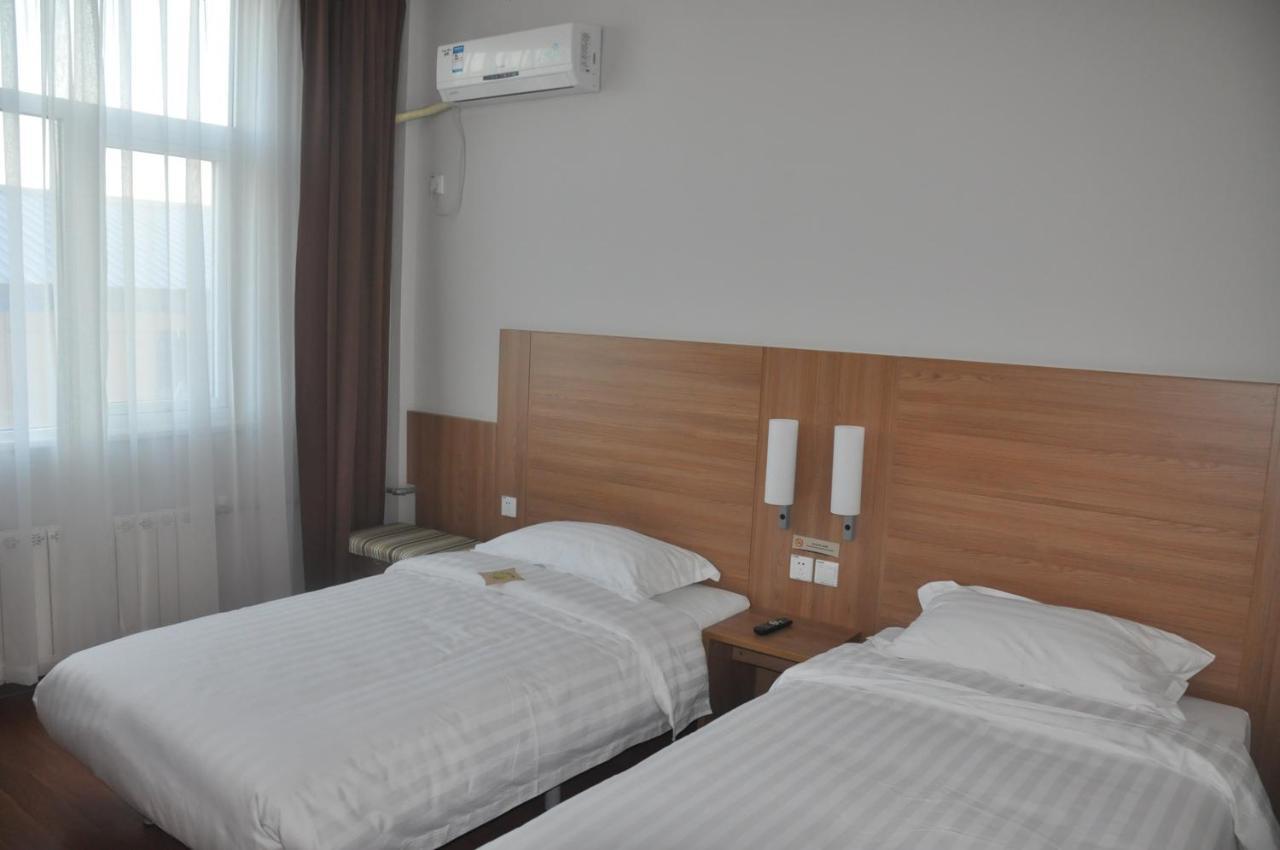 Готель Ibis Luoyang Hi Tech Dev Zone Екстер'єр фото