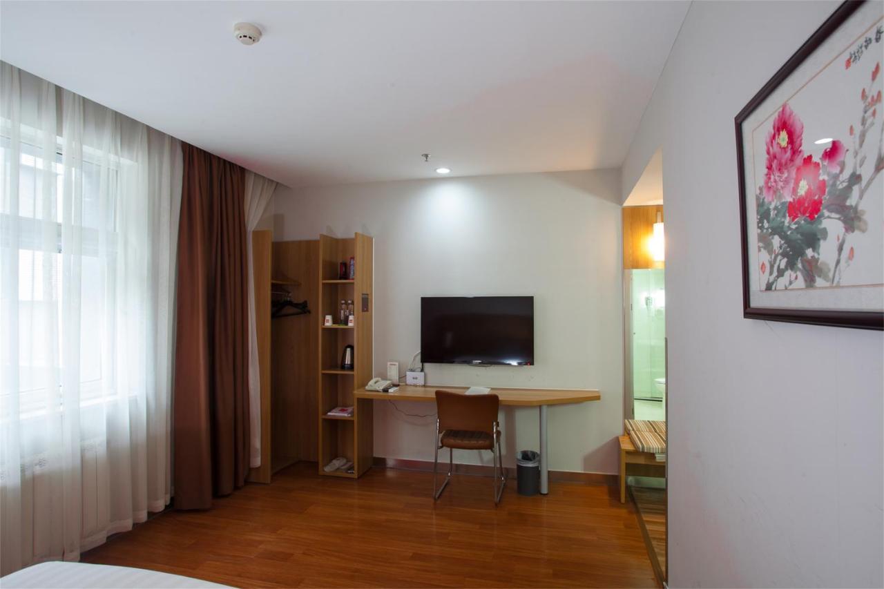 Готель Ibis Luoyang Hi Tech Dev Zone Екстер'єр фото