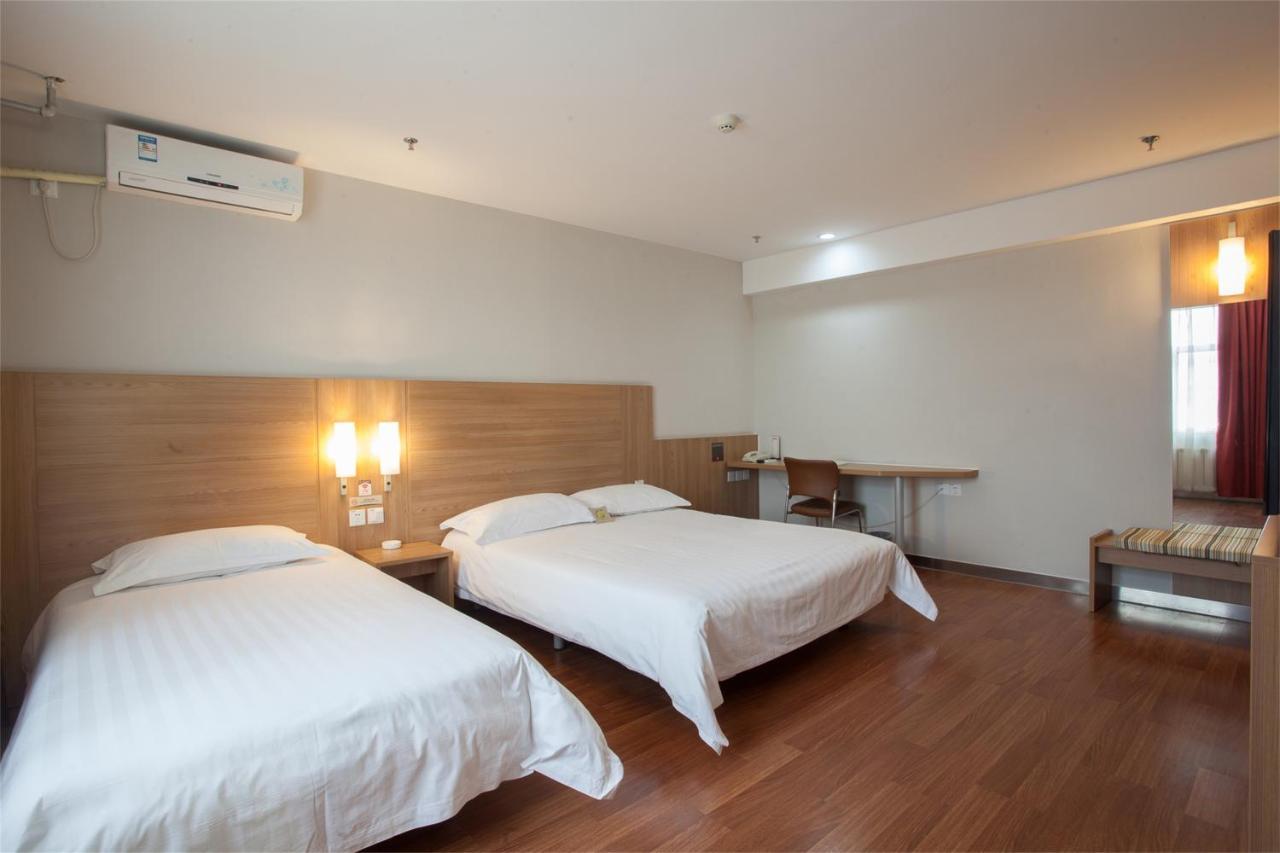 Готель Ibis Luoyang Hi Tech Dev Zone Екстер'єр фото